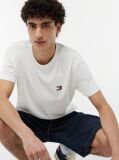 Μπεζ T-Shirt Με Σήμα Tommy Και Κανονική Λαιμόκοψη  Άνδρες