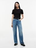Μαύρο Ριμπ T-Shirt Σε Slim Γραμμή Με Κεντητό Σημαιάκι  Γυναίκες