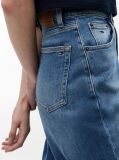 Denim Ultra Ψηλόμεσο Mom Τζιν Σε Tapered Γραμμή  Γυναίκες