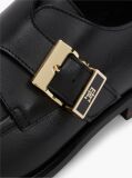 Μαύρο Δερμάτινα Loafers Με Αγκράφα Και Moc Μύτη  Γυναίκες