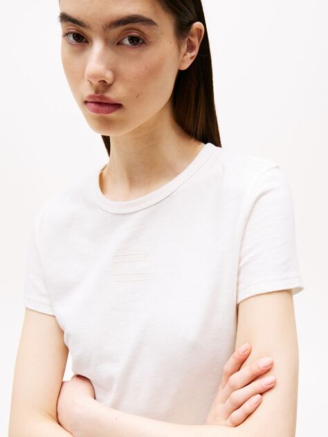 Άσπρο T-Shirt Σε Slim Γραμμή Με Tonal Σημαία  Γυναίκες