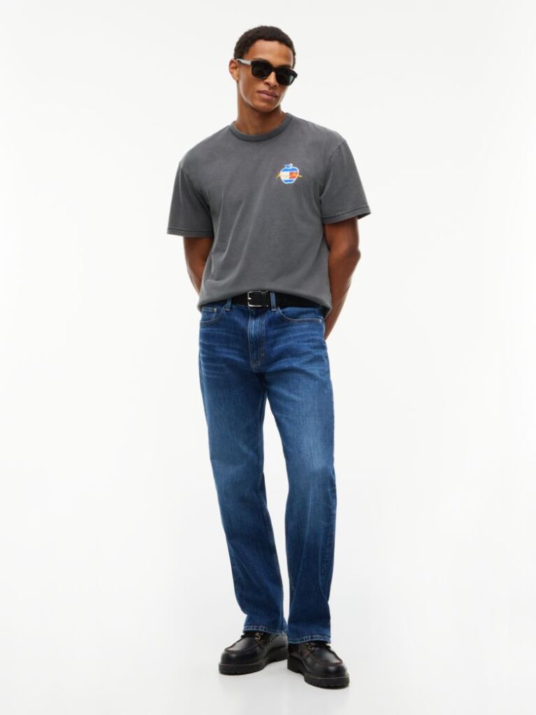Black Signature Back Graphic Relaxed T-Shirt  Men