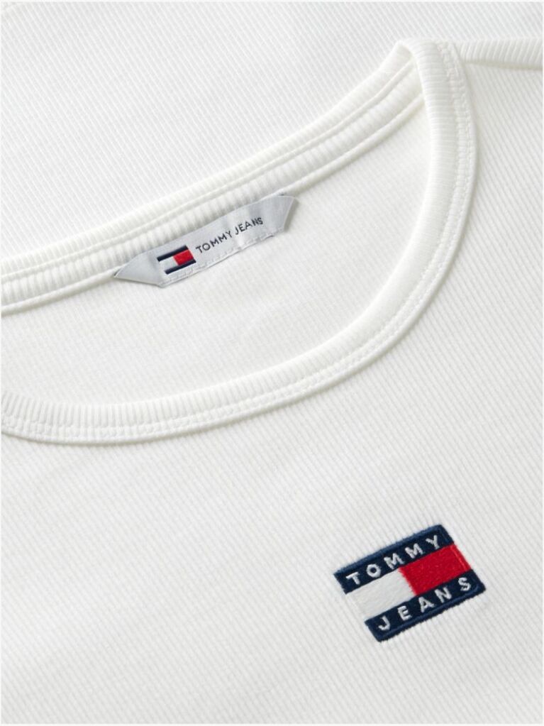 Μπεζ Κοντομάνικο T-Shirt Ριμπ Σε Slim Γραμμή  Γυναίκες