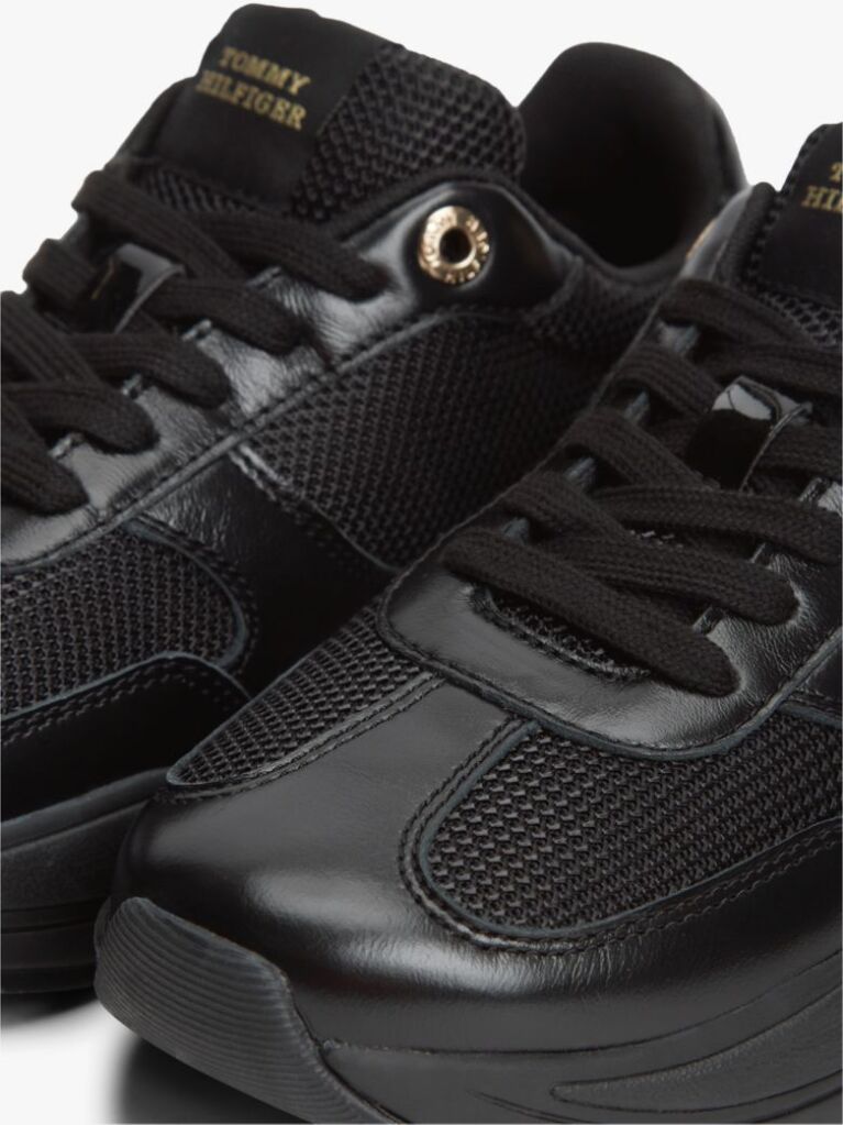 Μαύρο Δερμάτινα Sneakers Mε Μονόγραμμα TH Και Μίξη Υφών  Γυναίκες