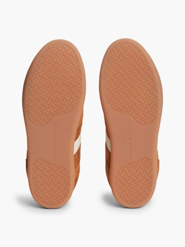 Καφέ Σουέτ Sneakers Με Χαμηλό Κόψιμο  Γυναίκες