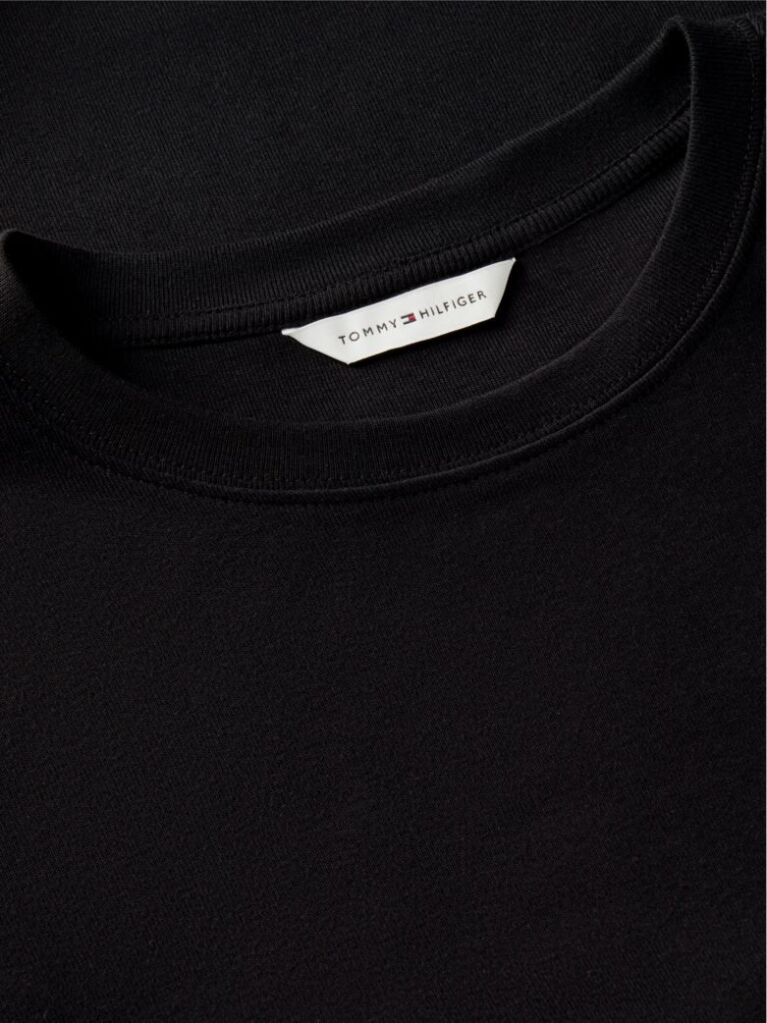 Μαύρο Ριμπ T-Shirt Σε Slim Γραμμή Με Κεντητό Σημαιάκι  Γυναίκες