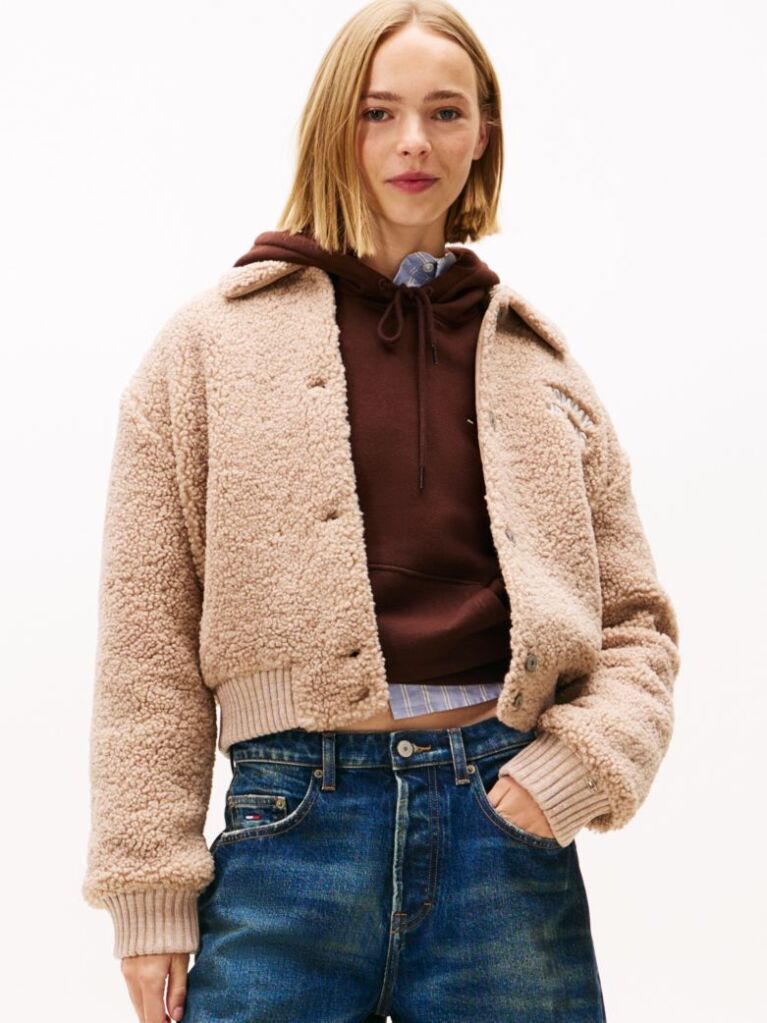 Μπεζ Varsity Teddy Bomber Τζάκετ με Λογότυπο  Γυναίκες