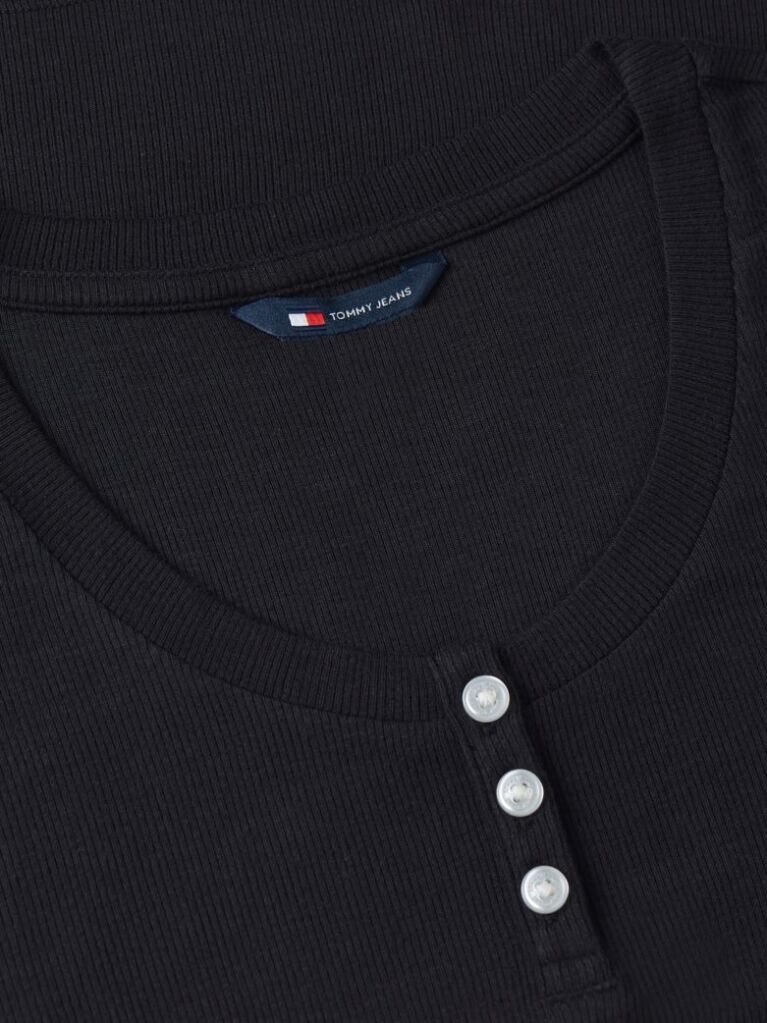 Μαύρο Henley T-Shirt Σε Στενή Γραμμή  Γυναίκες