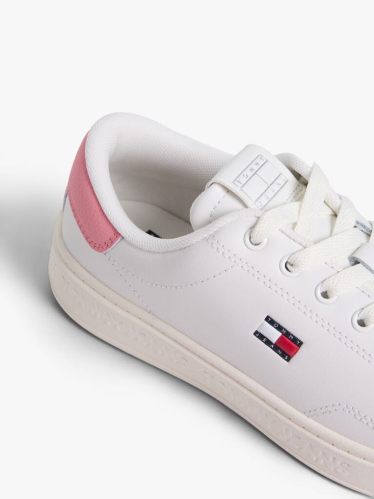 Άσπρο Δερμάτινα Sneakers Με Ανάγλυφο Λογότυπο  Γυναίκες