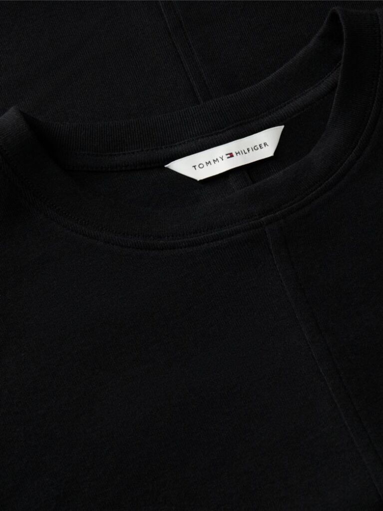 Μαύρο T-Shirt Με Κλασική Λαιμόκοψη Και Μανίκι Batwing  Γυναίκες