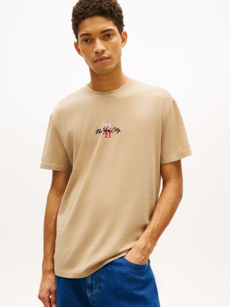 Καφέ T-Shirt Με Κλασική Λαιμόκοψη Και Signature Κεντητό Λογότυπο  Άνδρες