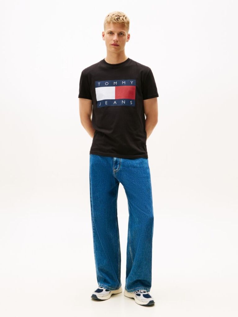 Μαύρο T-Shirt Με Κλασική Λαιμόκοψη Και Σημαία  Άνδρες