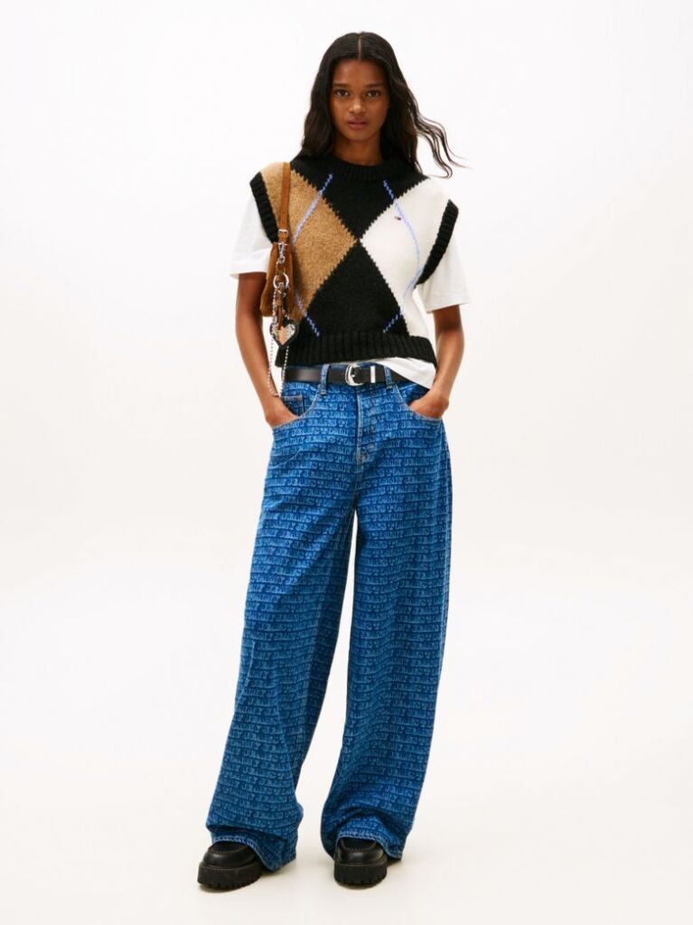 Denim Τζιν Σε Loose Με Κανονική Μέση Και Spell-Out Σχέδιο  Γυναίκες