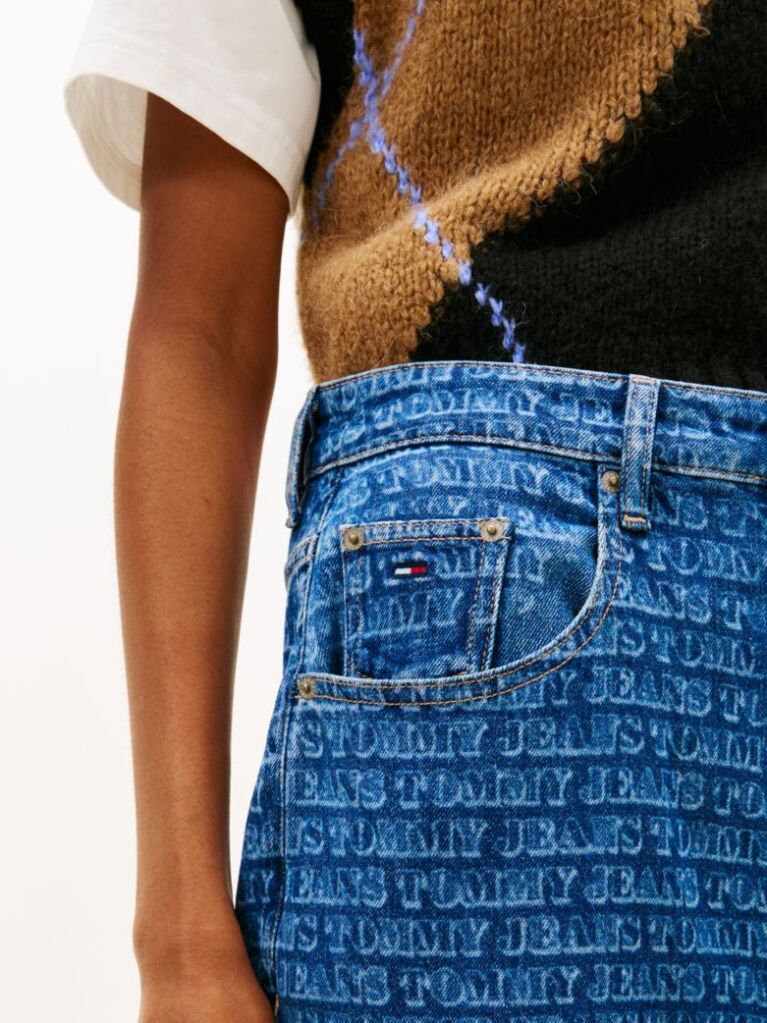 Denim Τζιν Σε Loose Με Κανονική Μέση Και Spell-Out Σχέδιο  Γυναίκες