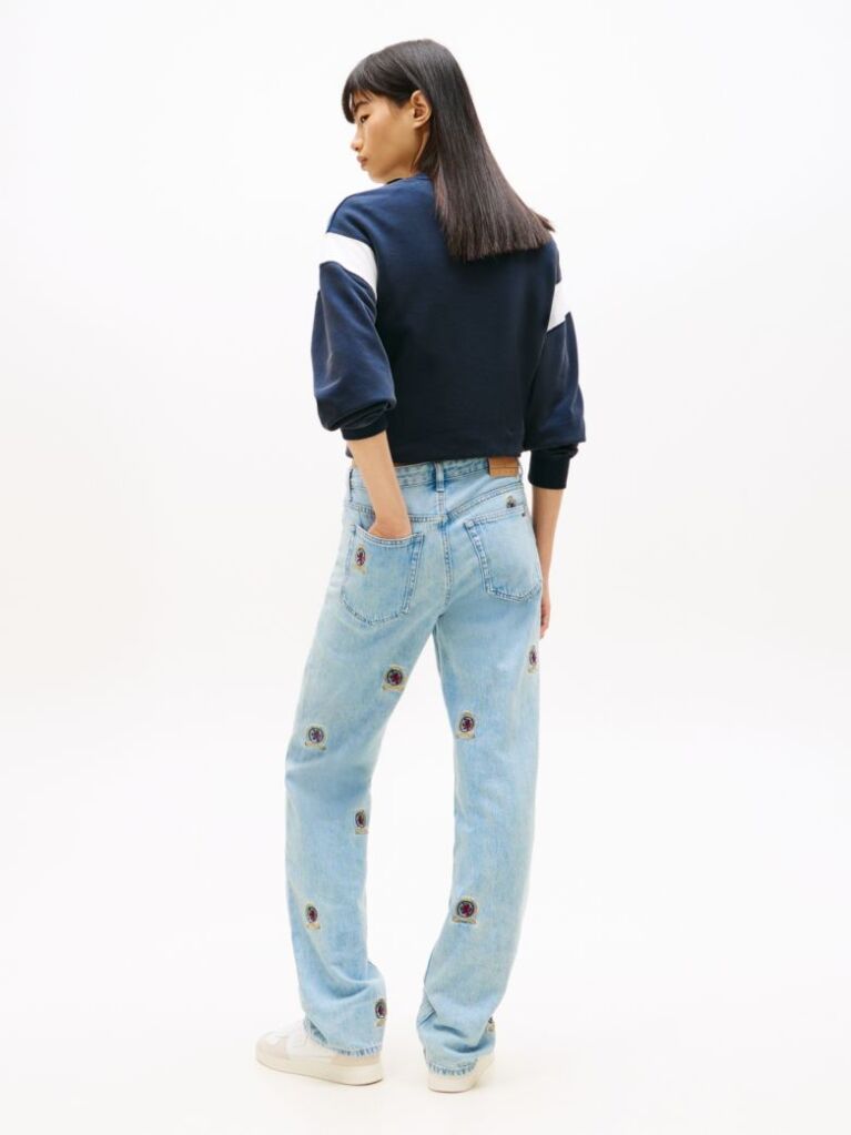 Denim Τζιν Σε Slim Κανονική Γραμμή Με Κανονική Μέση  Γυναίκες