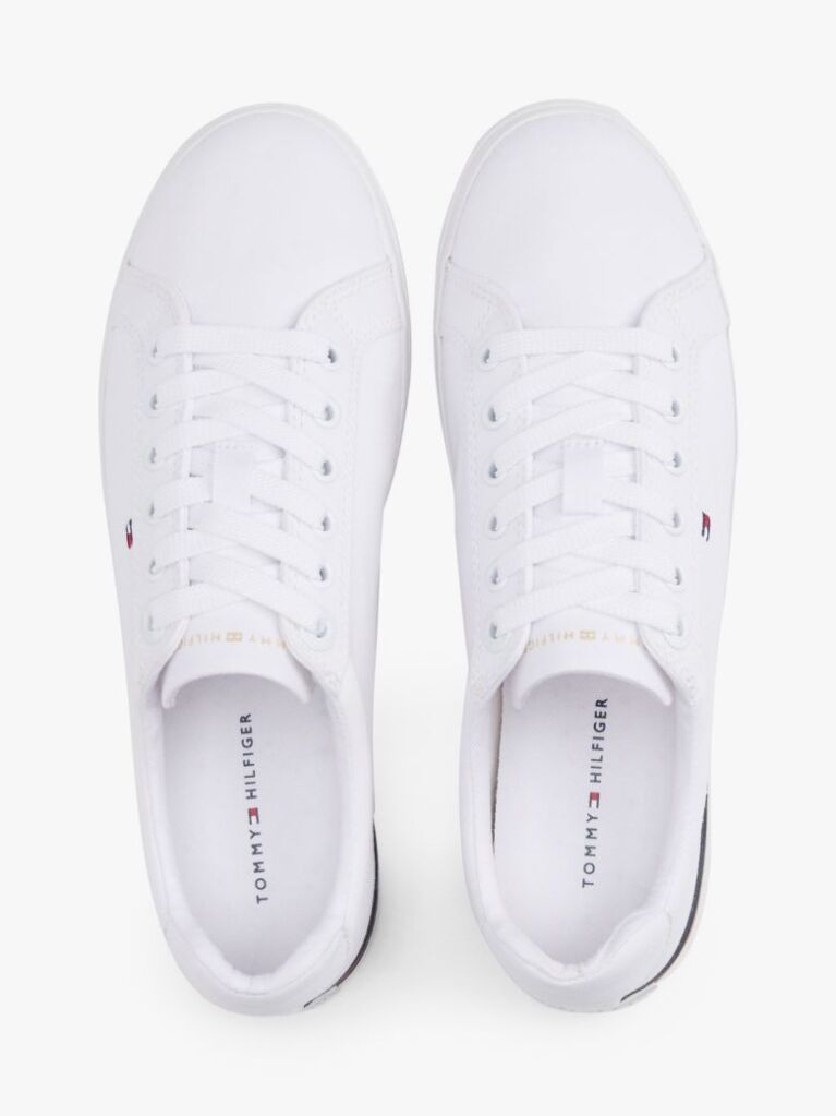 Άσπρο Essential Sneakers Με Signature Λεπτομέρεια  Γυναίκες