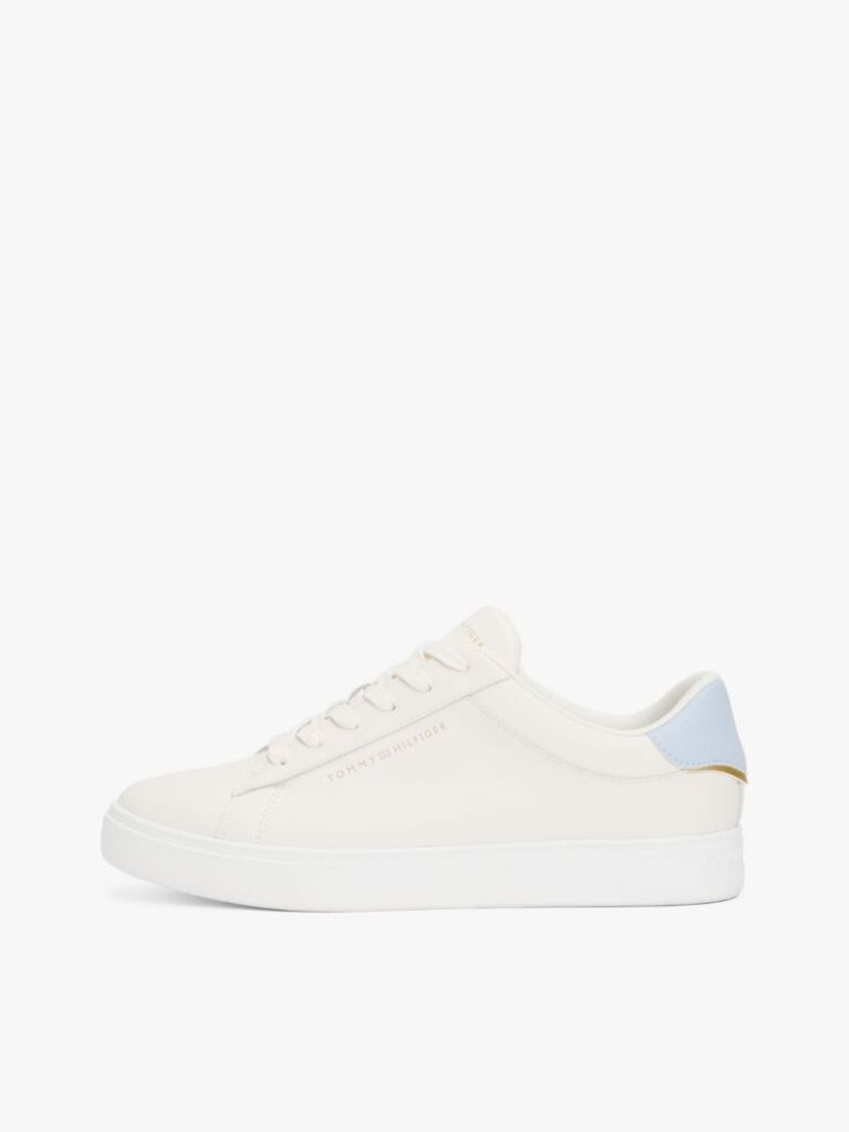 Άσπρο Essential Δερμάτινα Sneakers Με Μεταλλικές Λεπτομέρειες  Γυναίκες