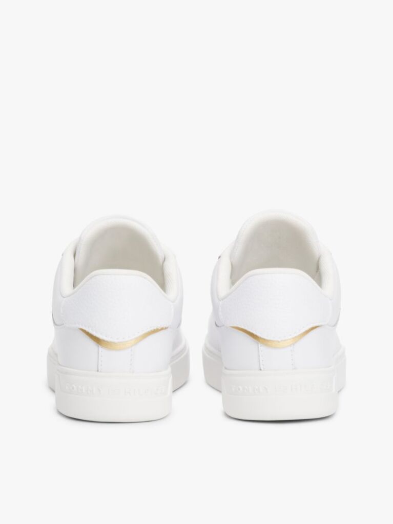 Άσπρο Essential Δερμάτινα Sneakers Με Μεταλλικές Λεπτομέρειες  Γυναίκες