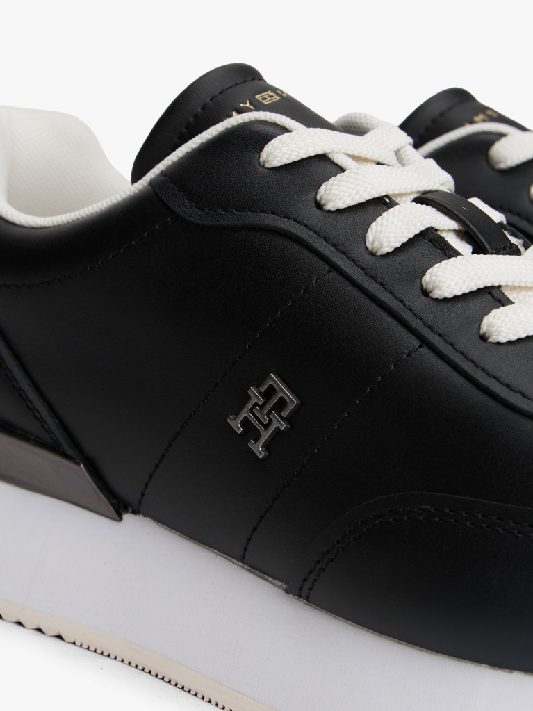 Μαύρο Δερμάτινα Sneakers Με Χρυσές Λεπτομέρειες  Γυναίκες