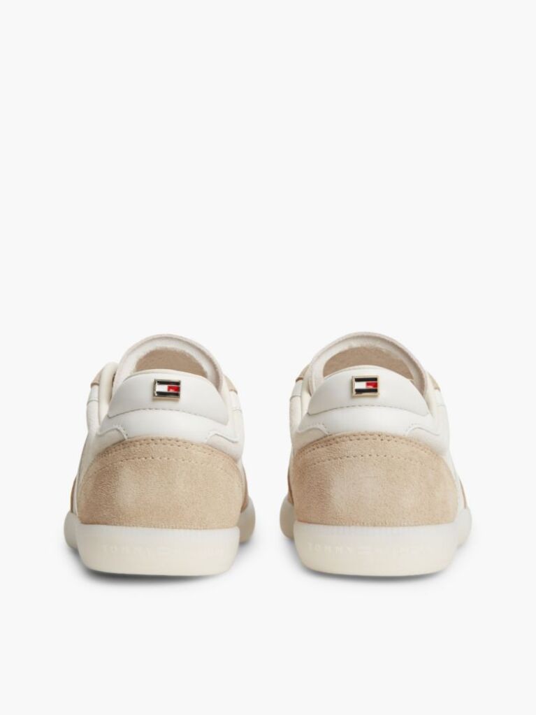 Μπεζ Σουέτ Sneakers Με Μίξη Υφών  Γυναίκες