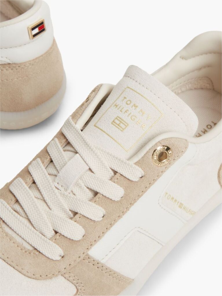 Μπεζ Σουέτ Sneakers Με Μίξη Υφών  Γυναίκες