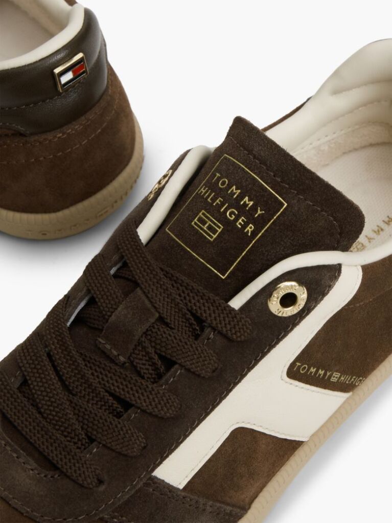 Καφέ Σουέτ Sneakers Με Μίξη Υφών  Γυναίκες
