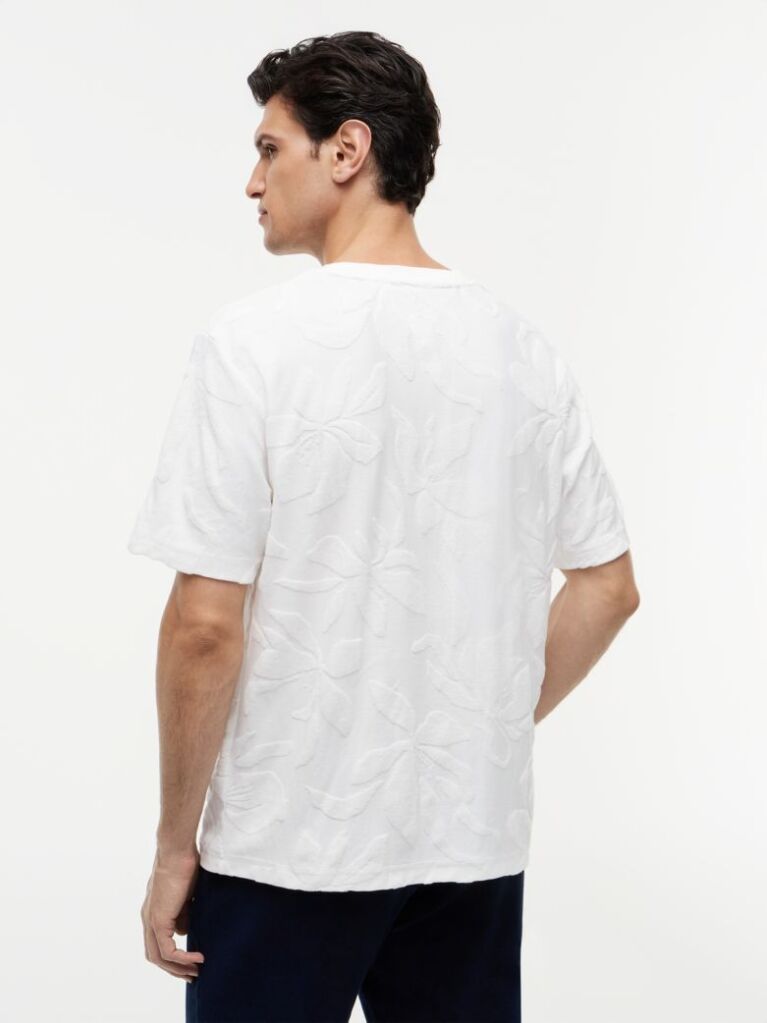 Άσπρο Άνετο T-Shirt Με Κλασική Λαιμόκοψη  Άνδρες