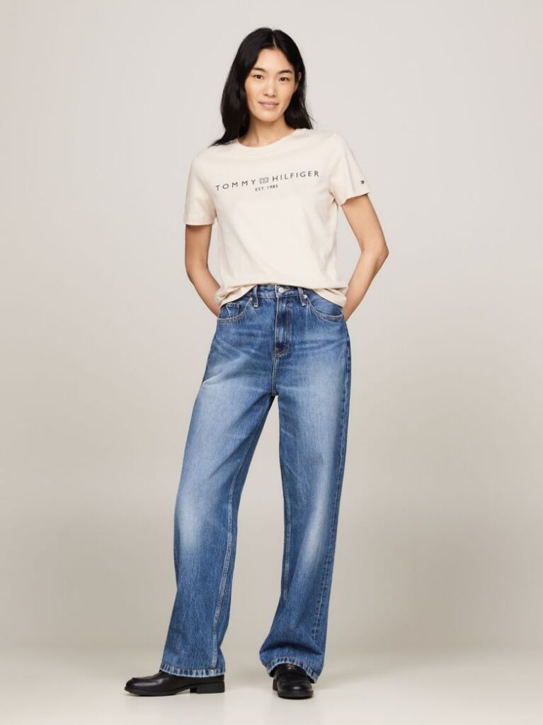 Μπεζ T-Shirt Με Κλασική Λαιμόκοψη Και Λογότυπο  Γυναίκες
