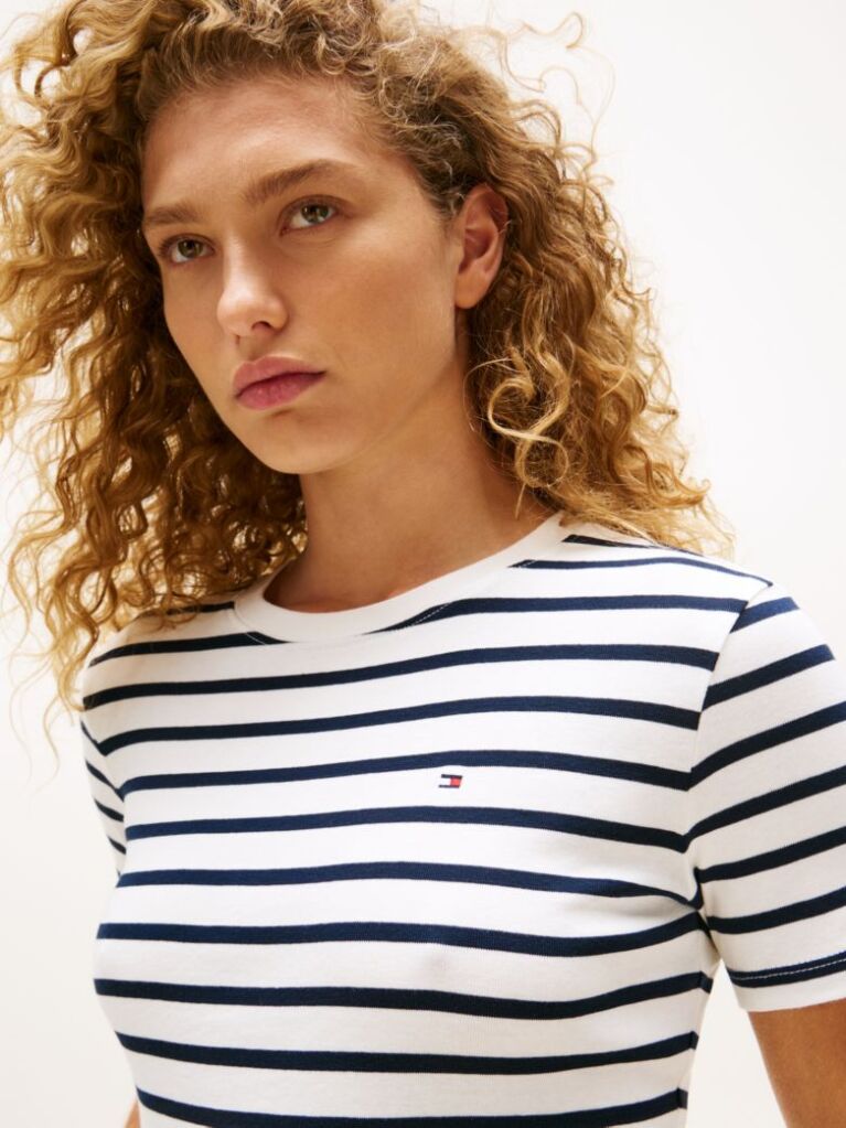 Multi Ριμπ T-Shirt Σε Slim Γραμμή Με Κεντητό Σημαιάκι  Γυναίκες