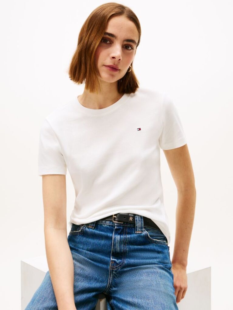 Μπεζ Ριμπ T-Shirt Σε Slim Γραμμή Με Κεντητό Σημαιάκι  Γυναίκες